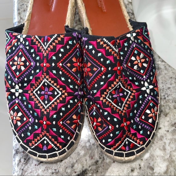 American Eagle Embroidered Mule Platform Espadrille Shoes size 10 - Picture 5 of 7